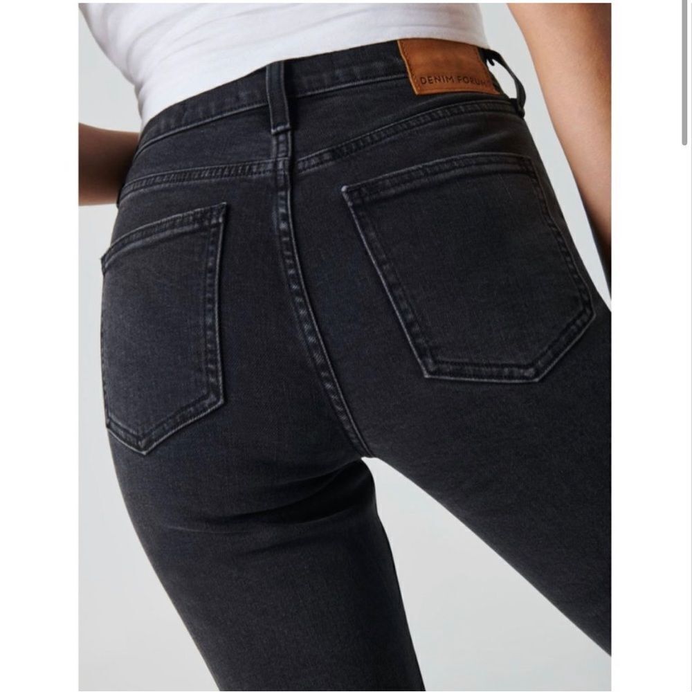 Aritzia Denim Forum Arlo High Rise Straight Leg Jeans 24 - Picture 3 of 15